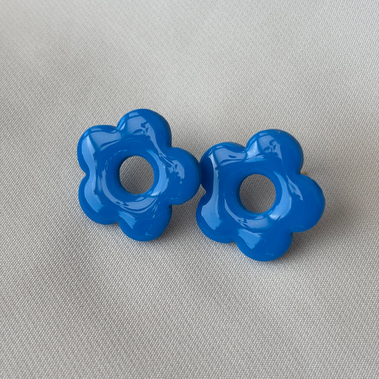 Studs Bloom