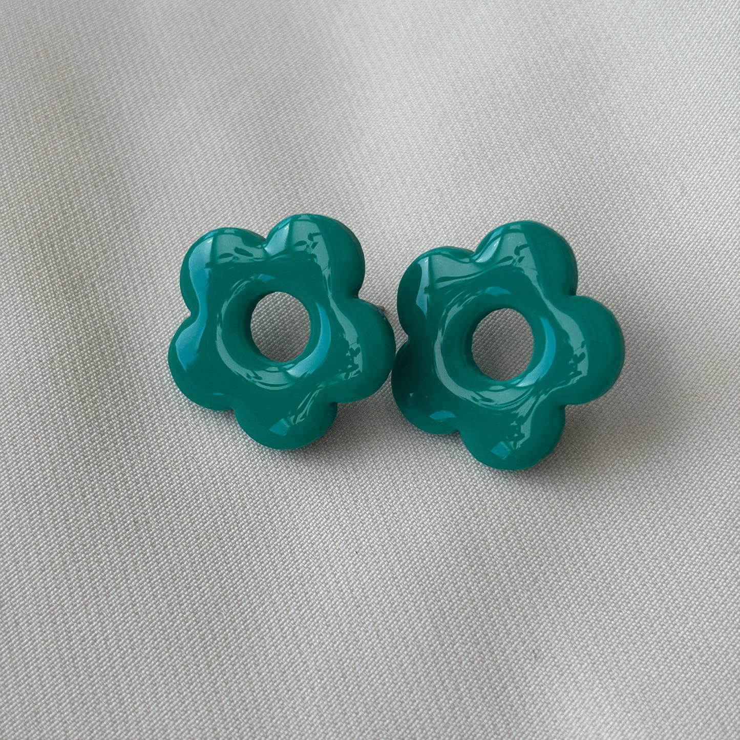 Studs Bloom