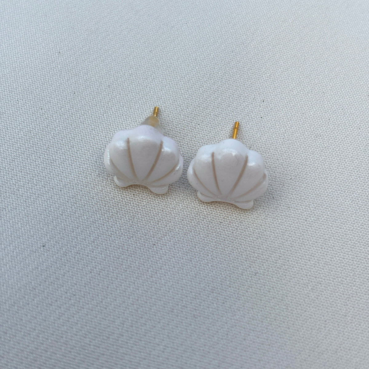 Studs Shell