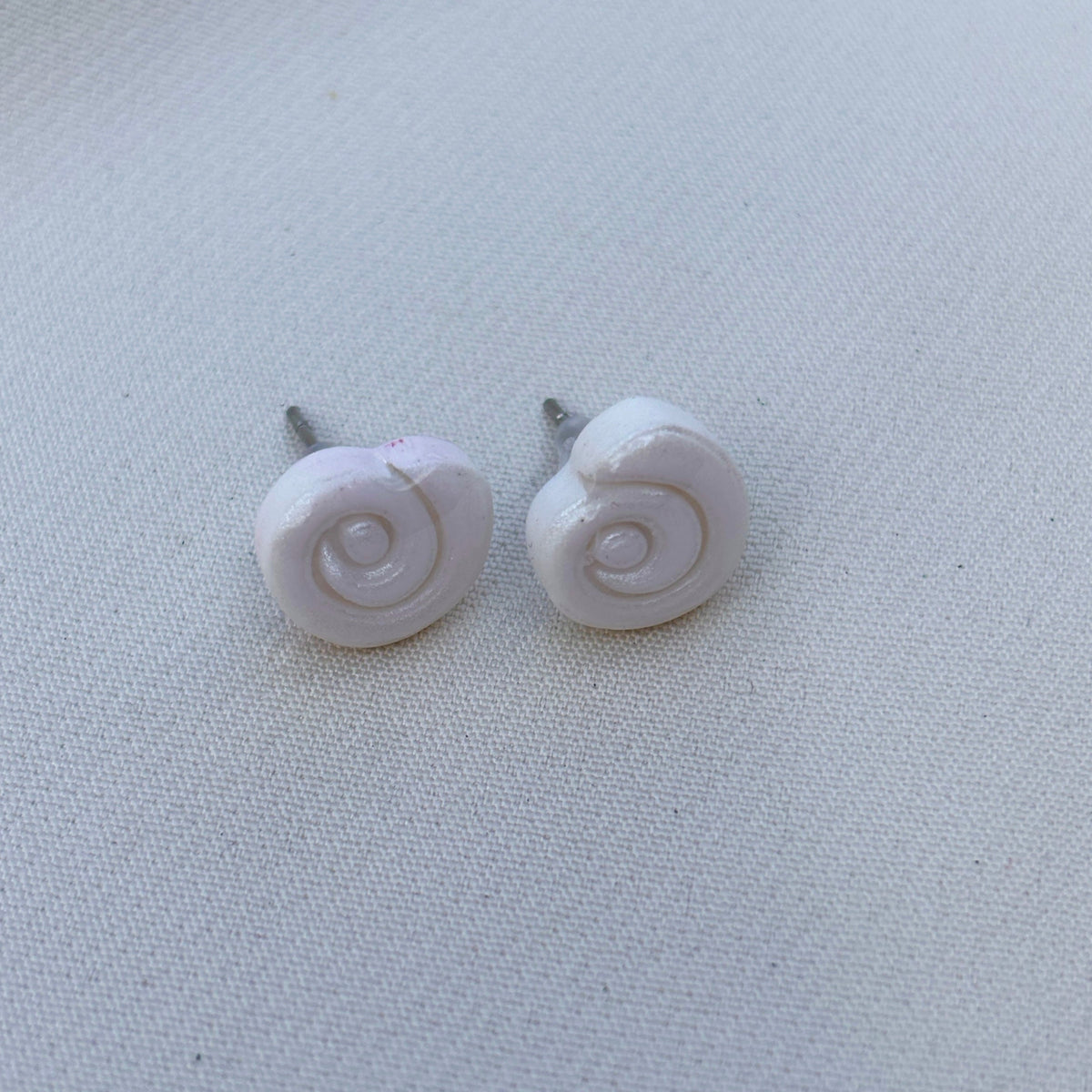 Studs sea