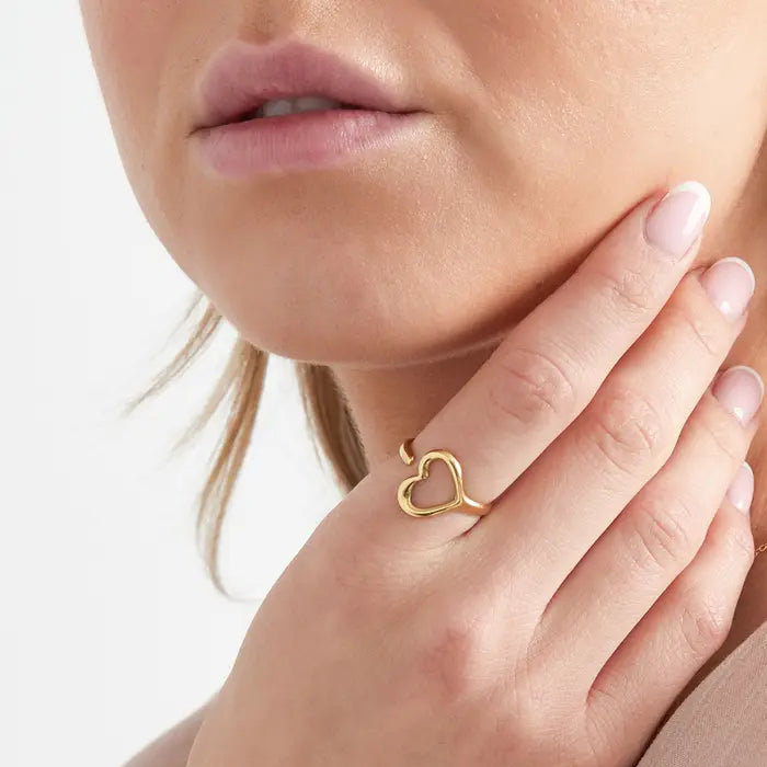 Ring Love on the side